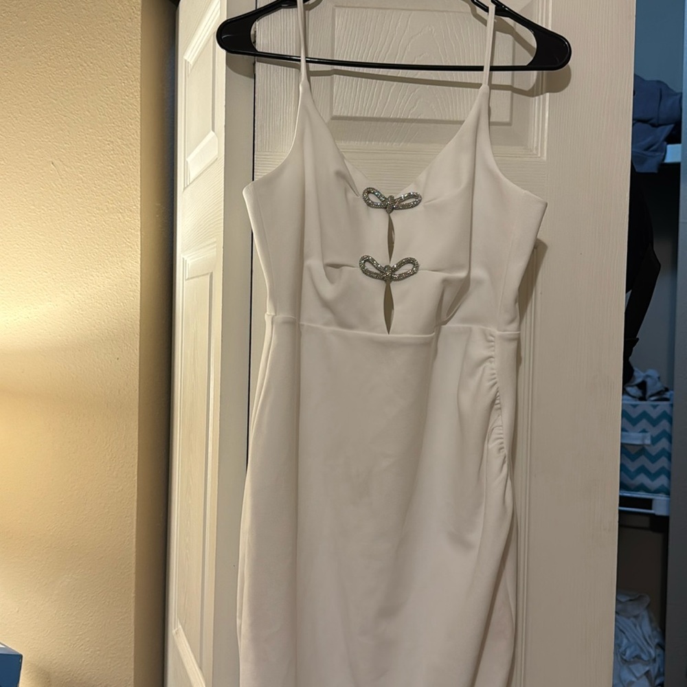 Refined Inspiration White Rhinestone Bow Bodycon Midi Dress